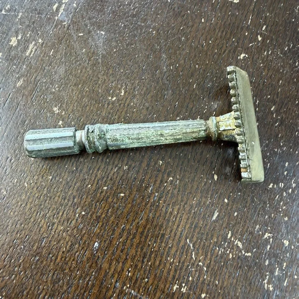 Antique Safety Shaving Razors Lot + Gillette Thin Blades